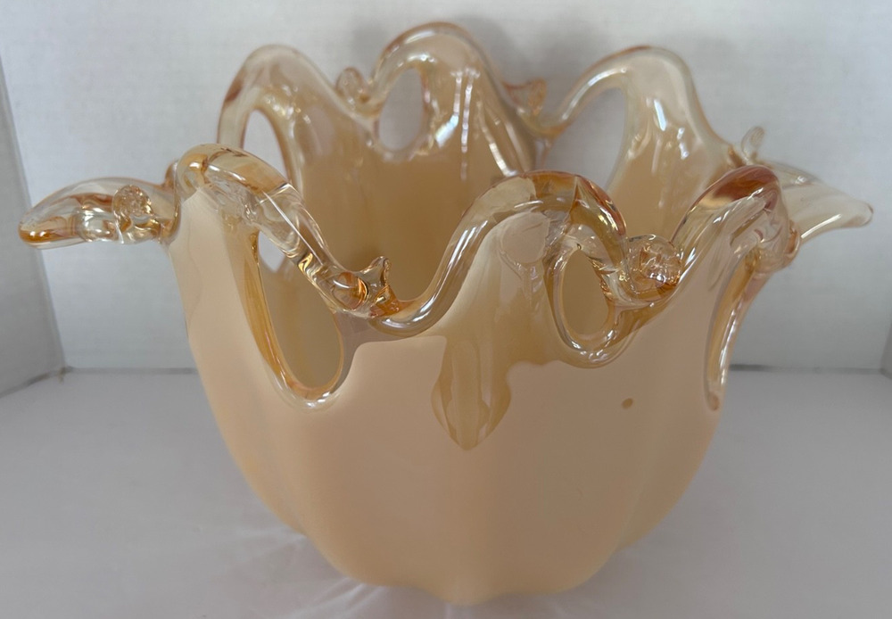 Vetro Eseguito Murano White Cristal Crystal Bowl Hand made in Italy W/Stickers